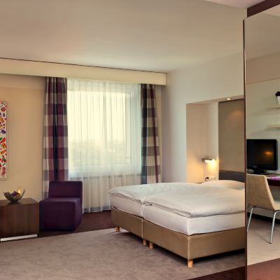 Deluxe Double Room Estrel Berlin Promo Code