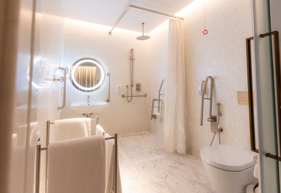 無障礙溪景特大床房