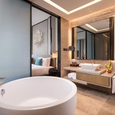 舒適海景大床房 廈門海滄融信海景華邑飯店優惠