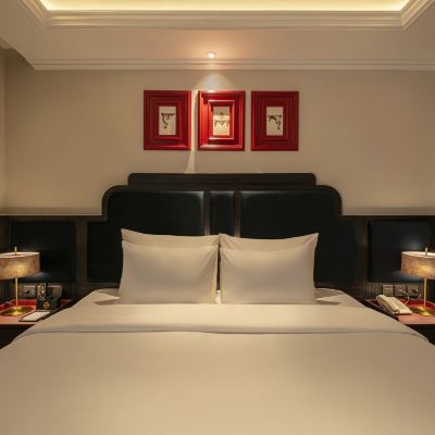 Premier Suite Double/Twin - Window - City View The Light Hotel Promo Code