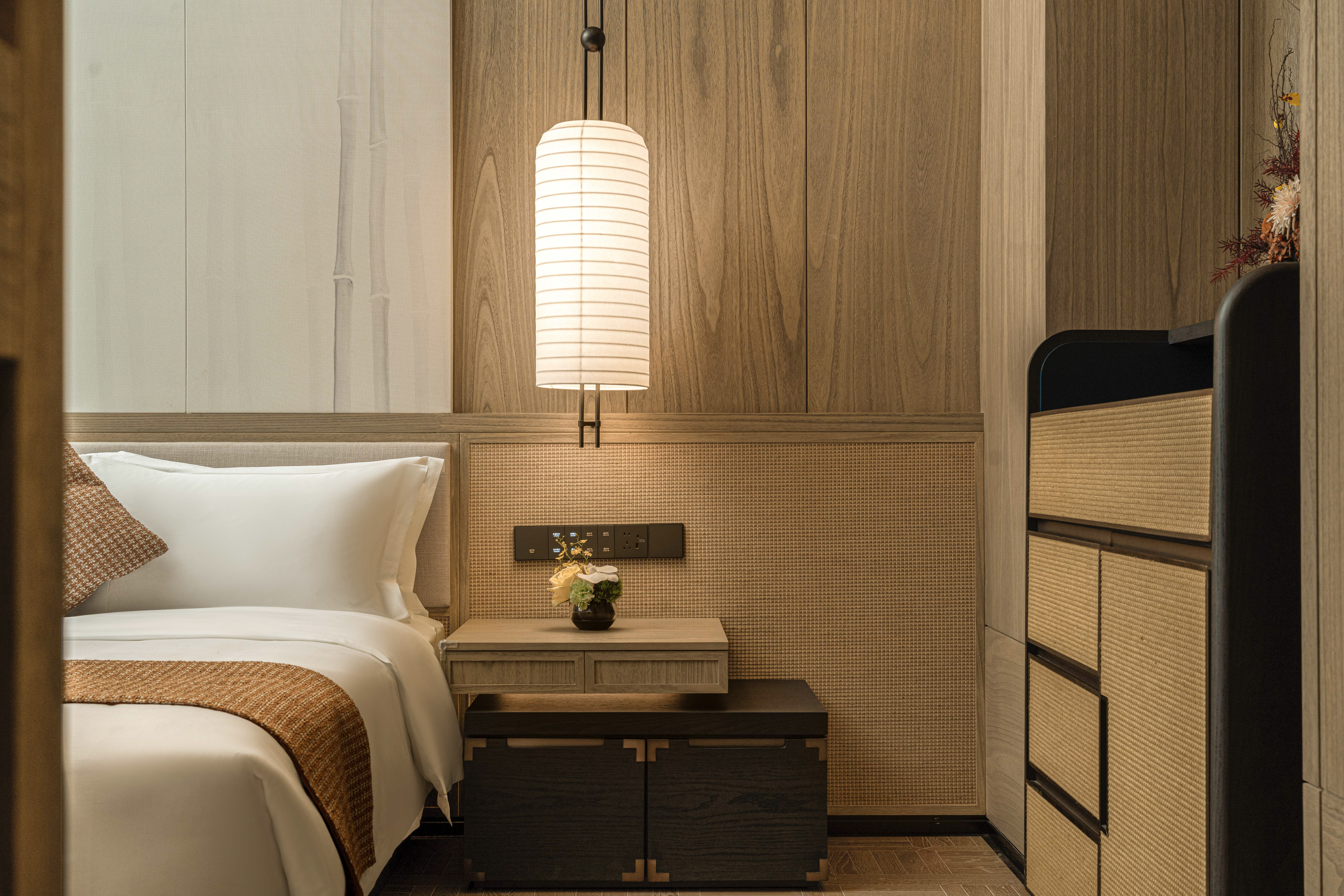 雅居私汤阳台大床房