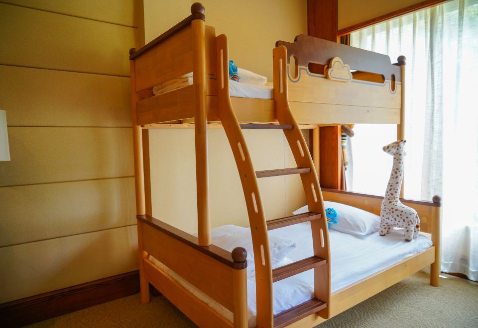 Huquan Resorts & SpaFamily Friendly Room - 4-Person Occupancy (Building A)