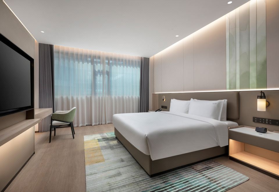 1 King Suite
