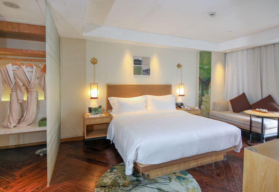 水舞·江景阳台大床房（180°江景阳台+高奢洗护品）