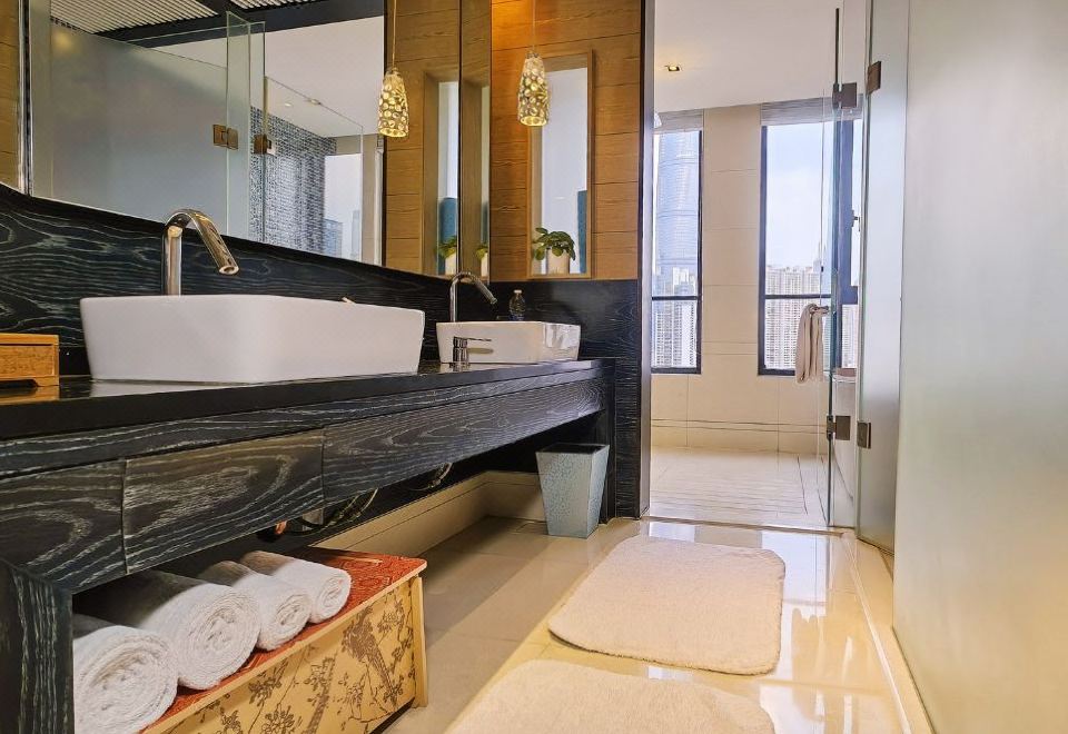 Hotel Indigo Shanghai on The BundIndigo Executive River-view Twin Room