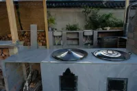 Zhonggu Homestay (Wenquan Cultural Park)