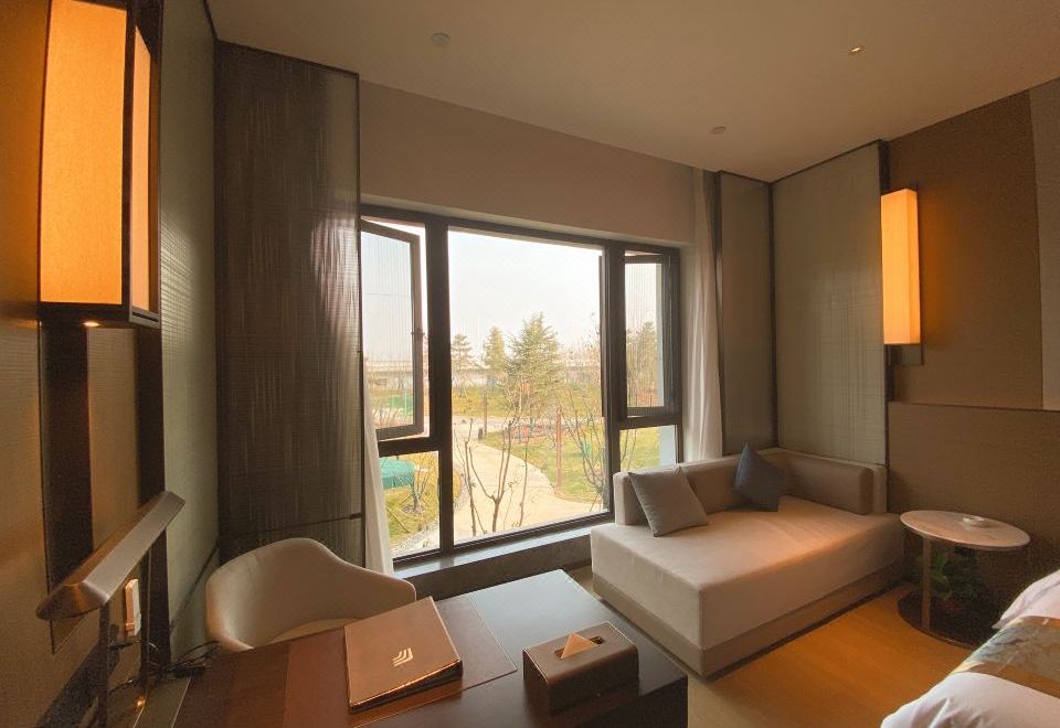 庭院雅致雙床房-落地大窗|江南園林景致