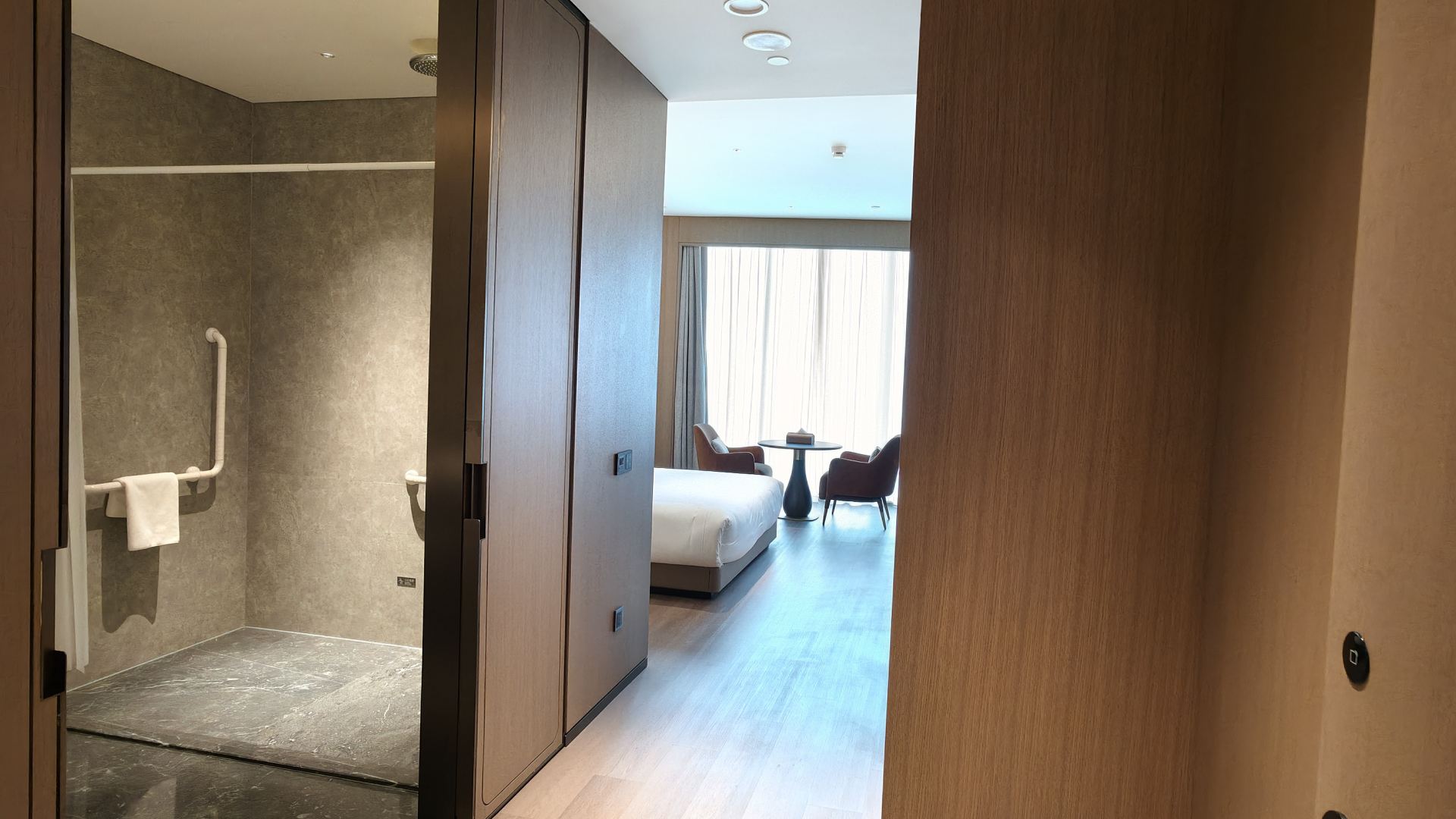 Accessible Queen Room