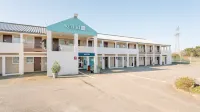 Kyriad ECO - Lorient Lanester Hotel a 