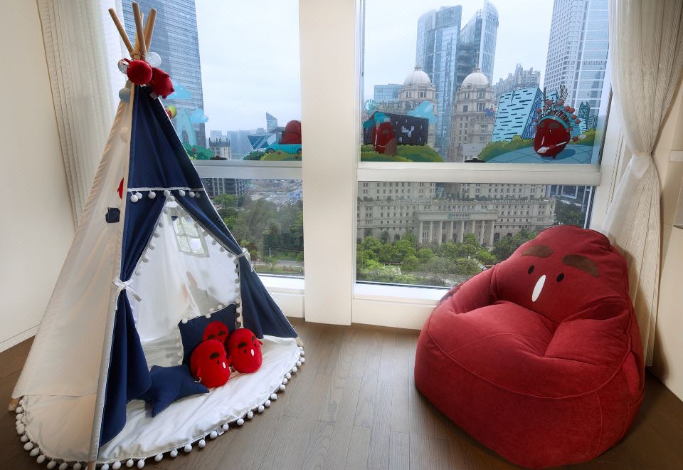 赤小宝主题套房