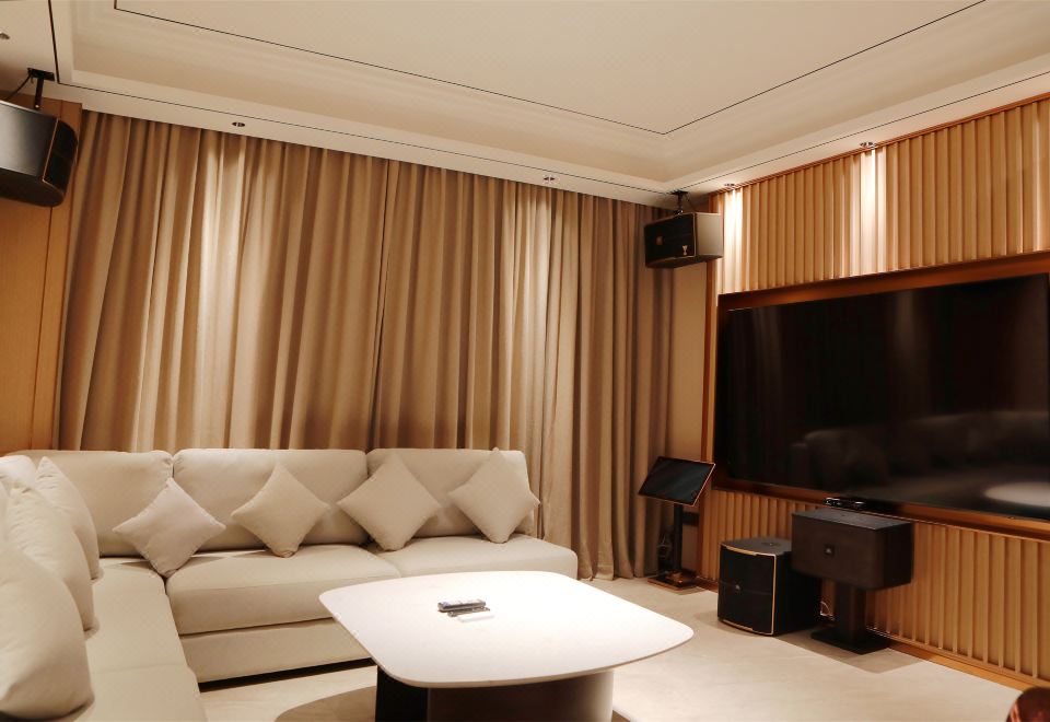 4号楼-5房7床（含电梯） | 独立泡池+KTV+桑拿+棋牌室+功夫茶台