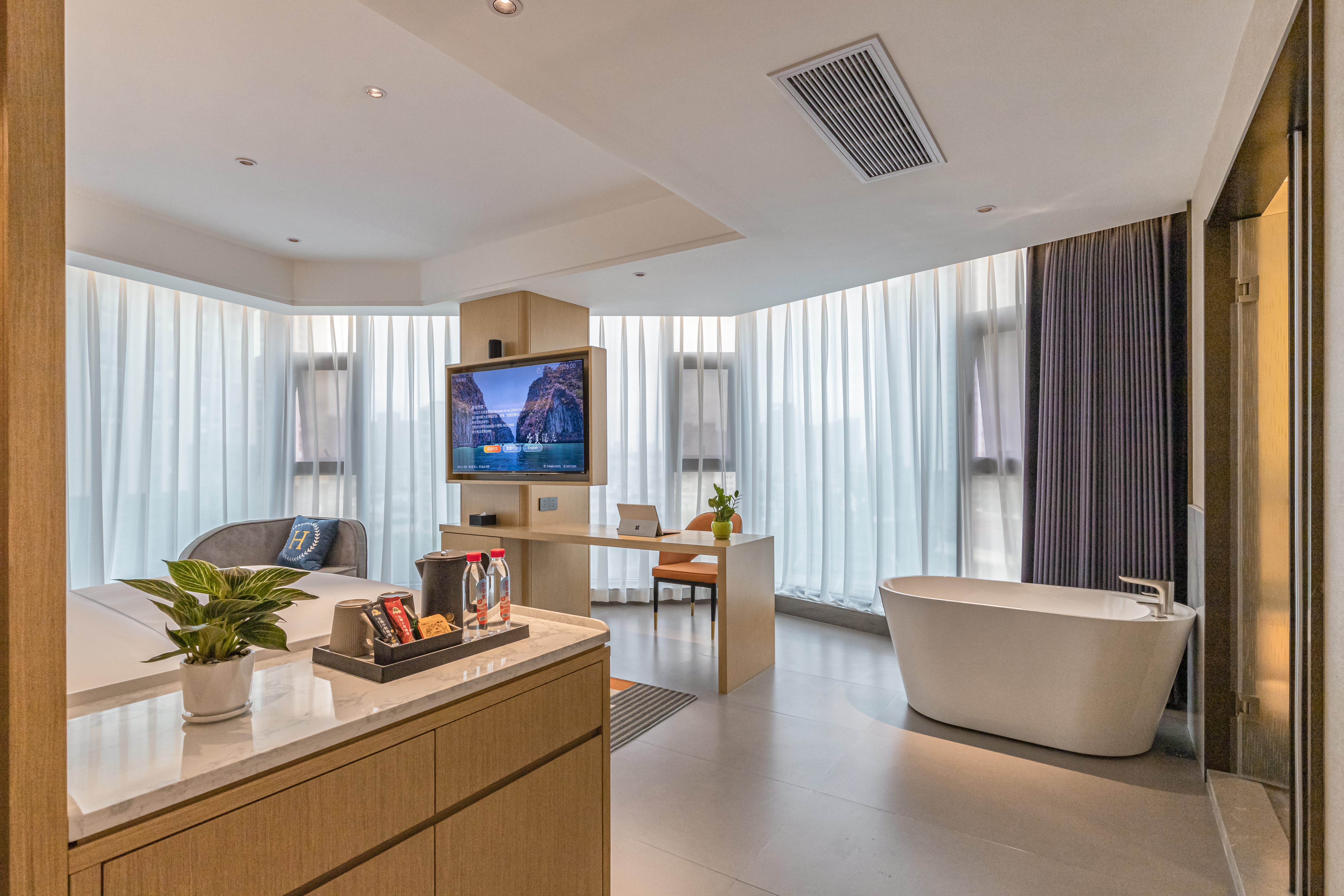 智享城景浴缸房【智能小度客控+超大落地窗】
