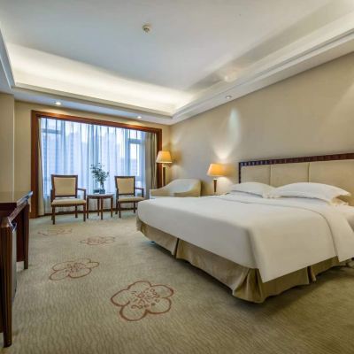 商務大床房『凌空高層景觀|超大浴缸|乾濕分離』 東莞滙華國際飯店優惠