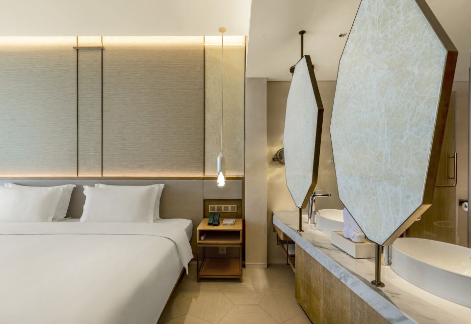 Salt Crystal Hotel By RichuDeluxe Room - Sea-View (Double Bed)