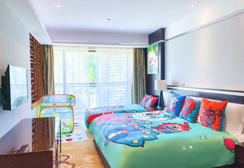 “微笑吧！外星小神獸”親子家庭套房