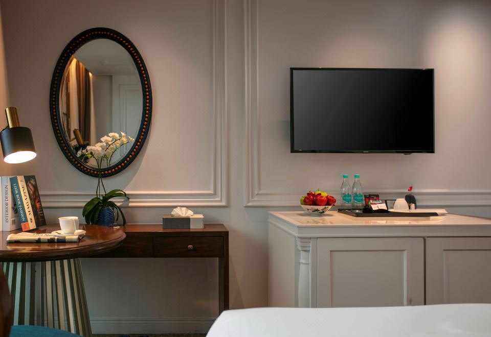 The Oriental Jade HotelRubi City View Room