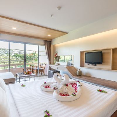 Deluxe Ocean Building (King Bed) Chaba Samui Resort Promo Code