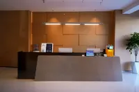 Grand Hotel Five Rivers Rainbow Avenue shopping mall shop