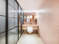 Orange Hotel (Anshun Huangguoshu Scenic Area Longgong Road Branch) فنادق في جَن نينغ