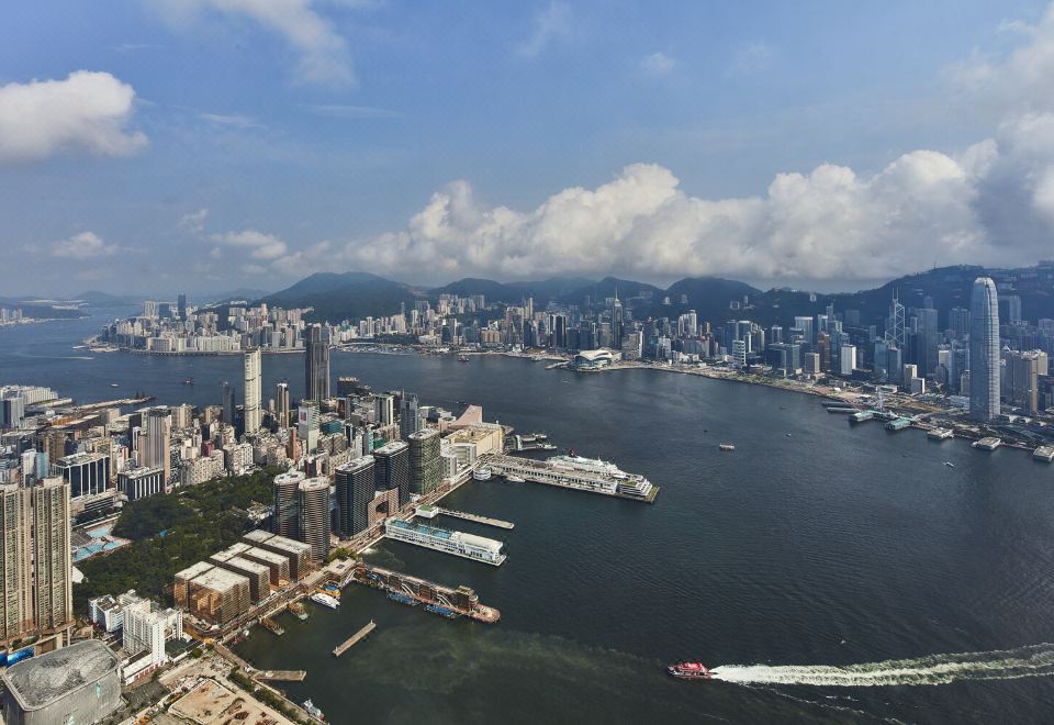 豪華維港海景套房