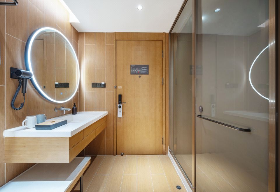 高級大床房（65寸投屏電視+金可兒床墊）