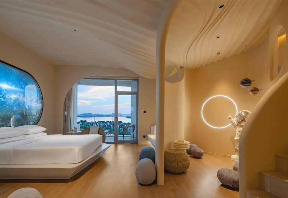 Wuhan Chengjian Senbo Nature Park & Resort HotelDeluxe Family-themed Nonsmoking Room