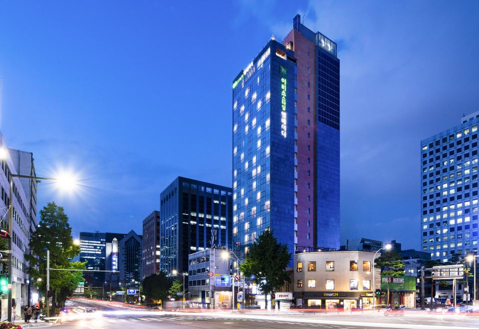 이비스 스타일 앰배서더 명동
