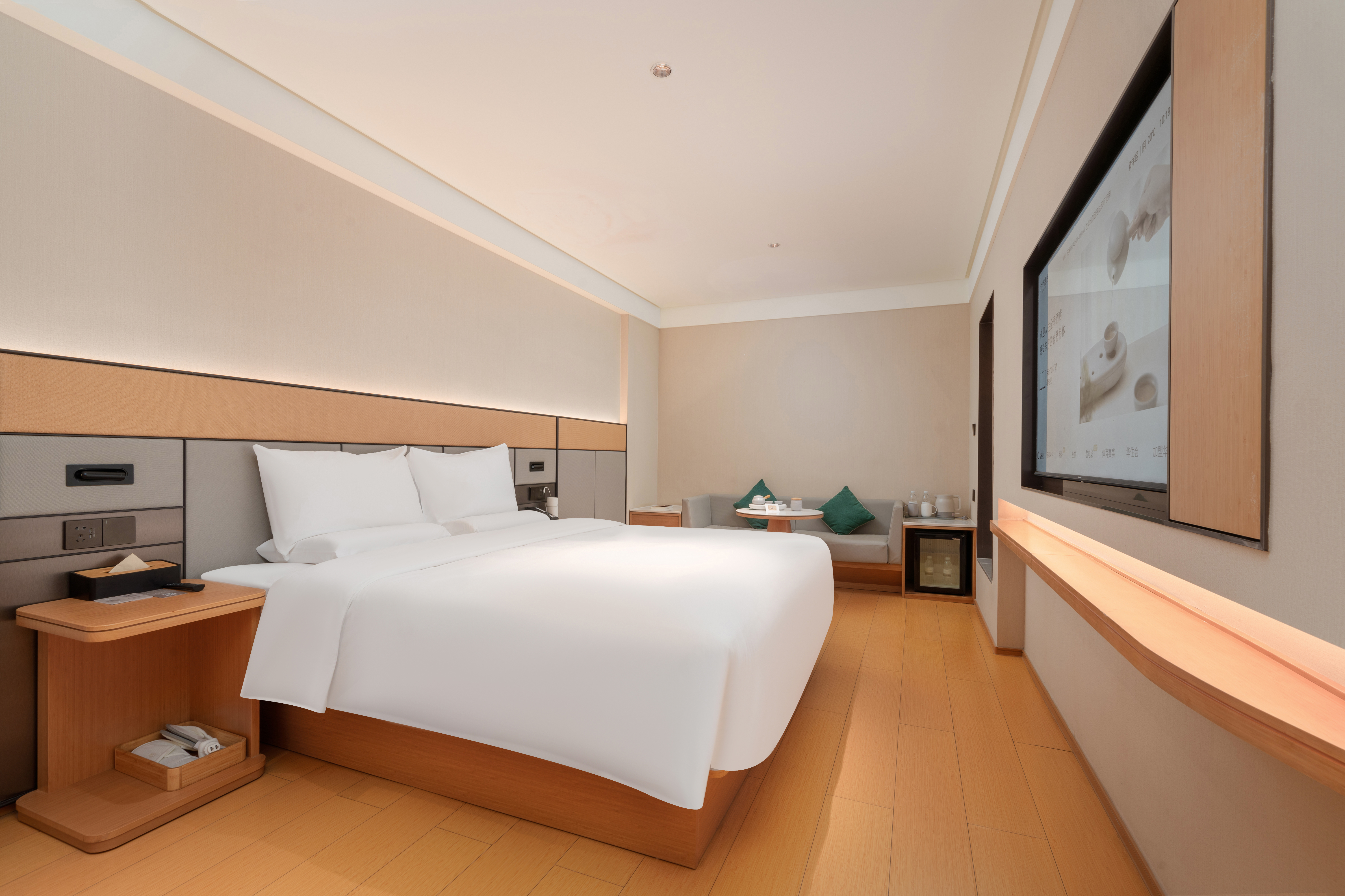 舒压大床房（电视投屏+加热马桶+淋雨顶喷）