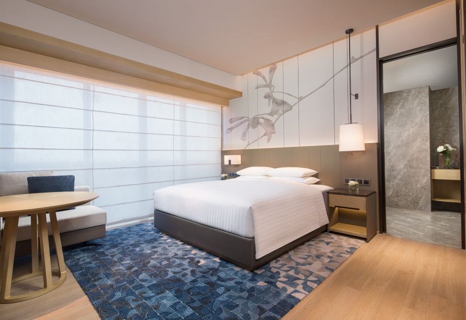 Courtyard by Marriott Shanghai HongqiaoSleep AI Deep Rest Exclusive Double Bed Room (AI Health Deep Sleep Mattress)