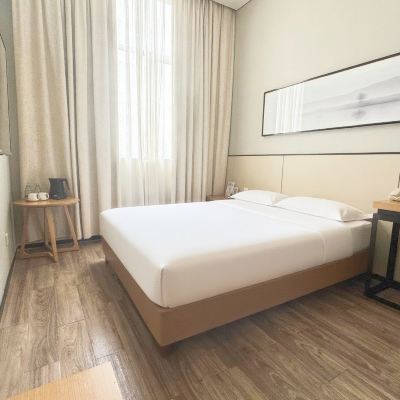 高級大床房（高速WIFI+55寸電視+舒適床品） 城市客棧（深圳創意園店）優惠