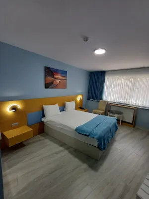 GOLDEN PALAS HOTEL Hoteles en 
