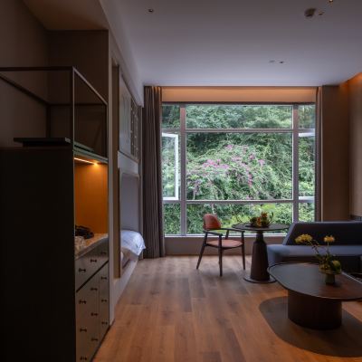山景家庭套房（青山疊翠山景如畫+小童玩具） 江門玉湖御景酒店優惠