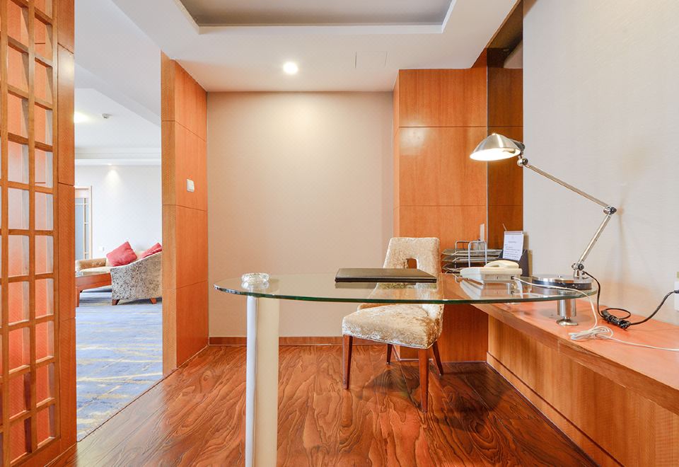 奢享·凌空园景双卧套房│浴缸+智能马桶