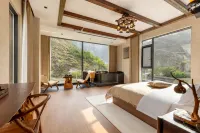 YuShi Low-Altitude Mountain View Resort & Manor