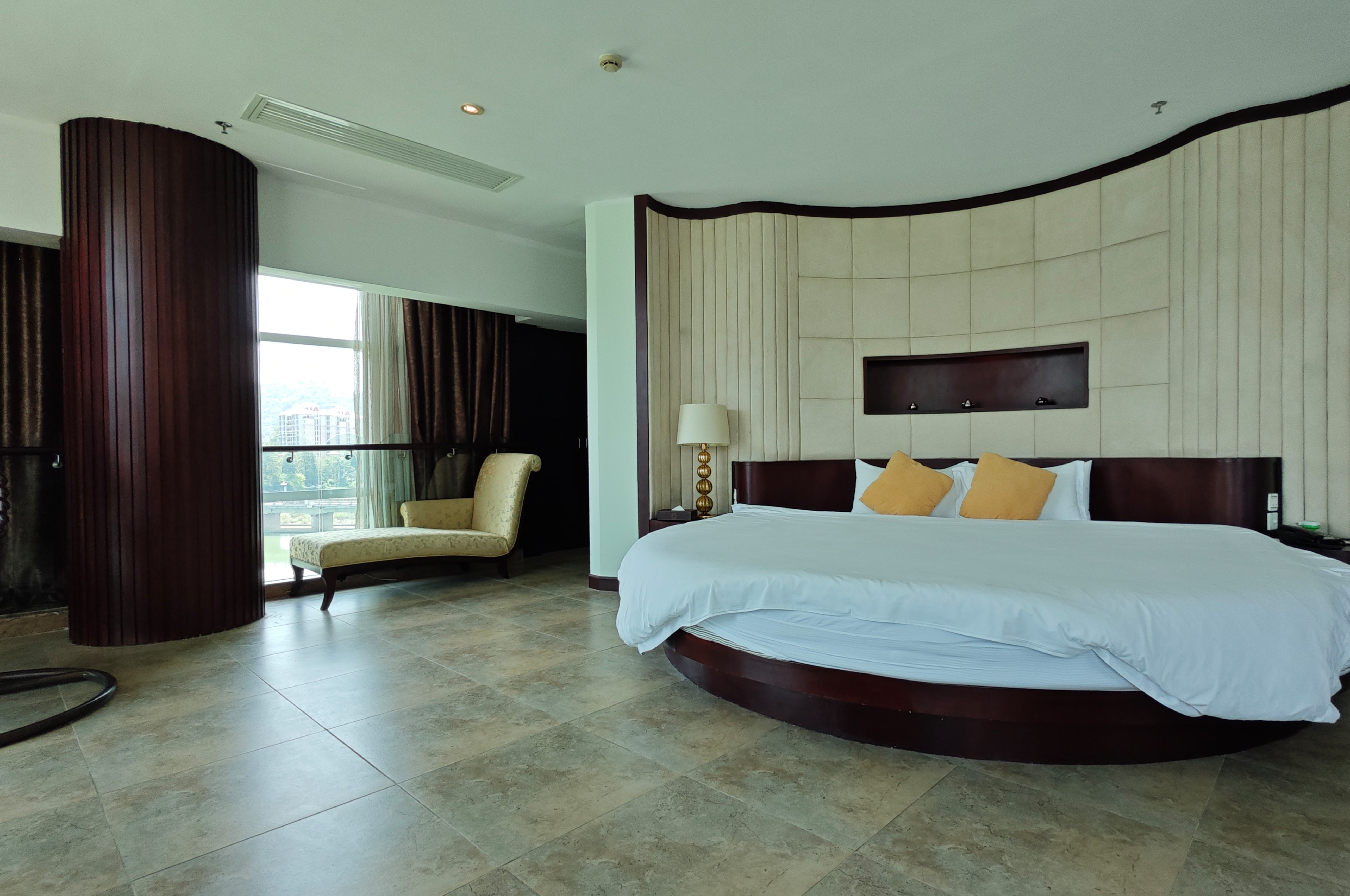 河景豪华套房两房一厅|独立温泉池