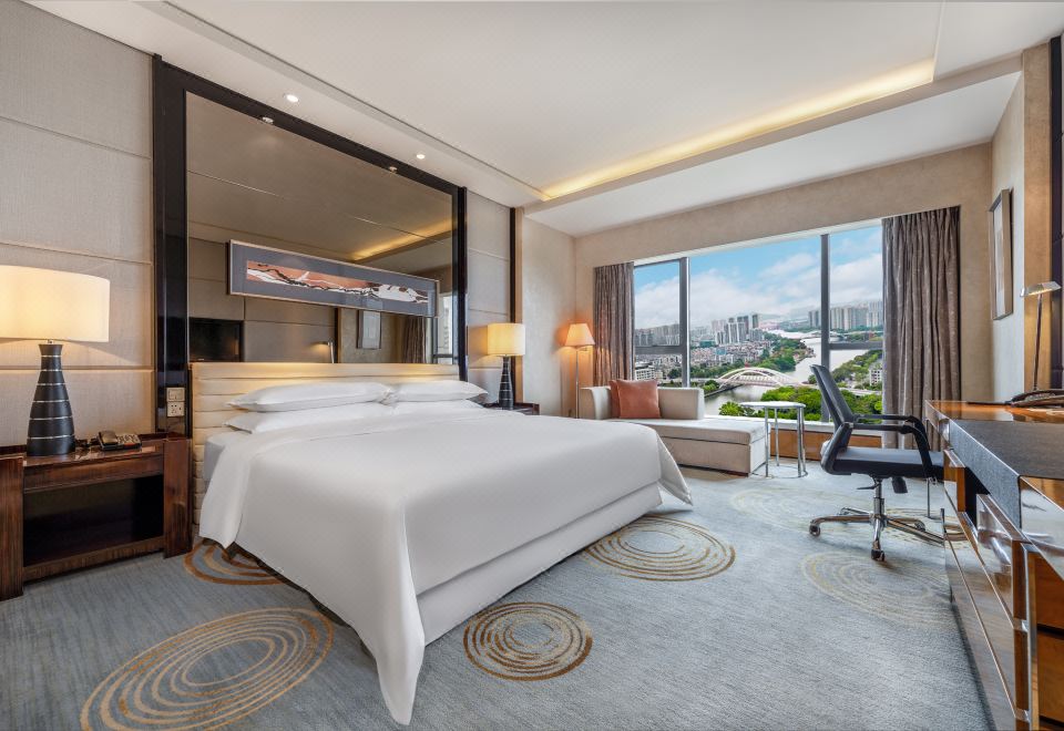 豪华江园双景大床房