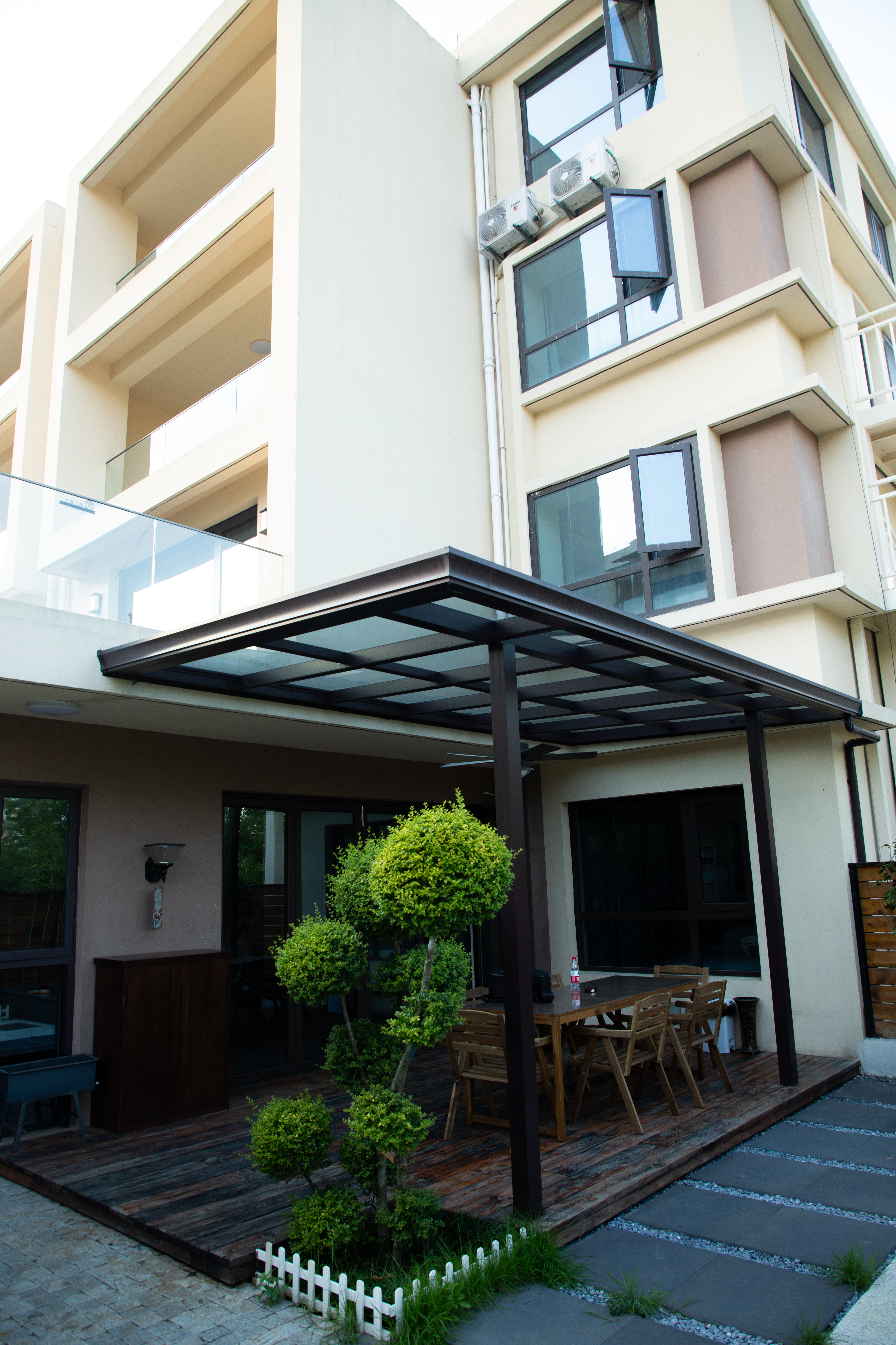 聆河私汤两居套房