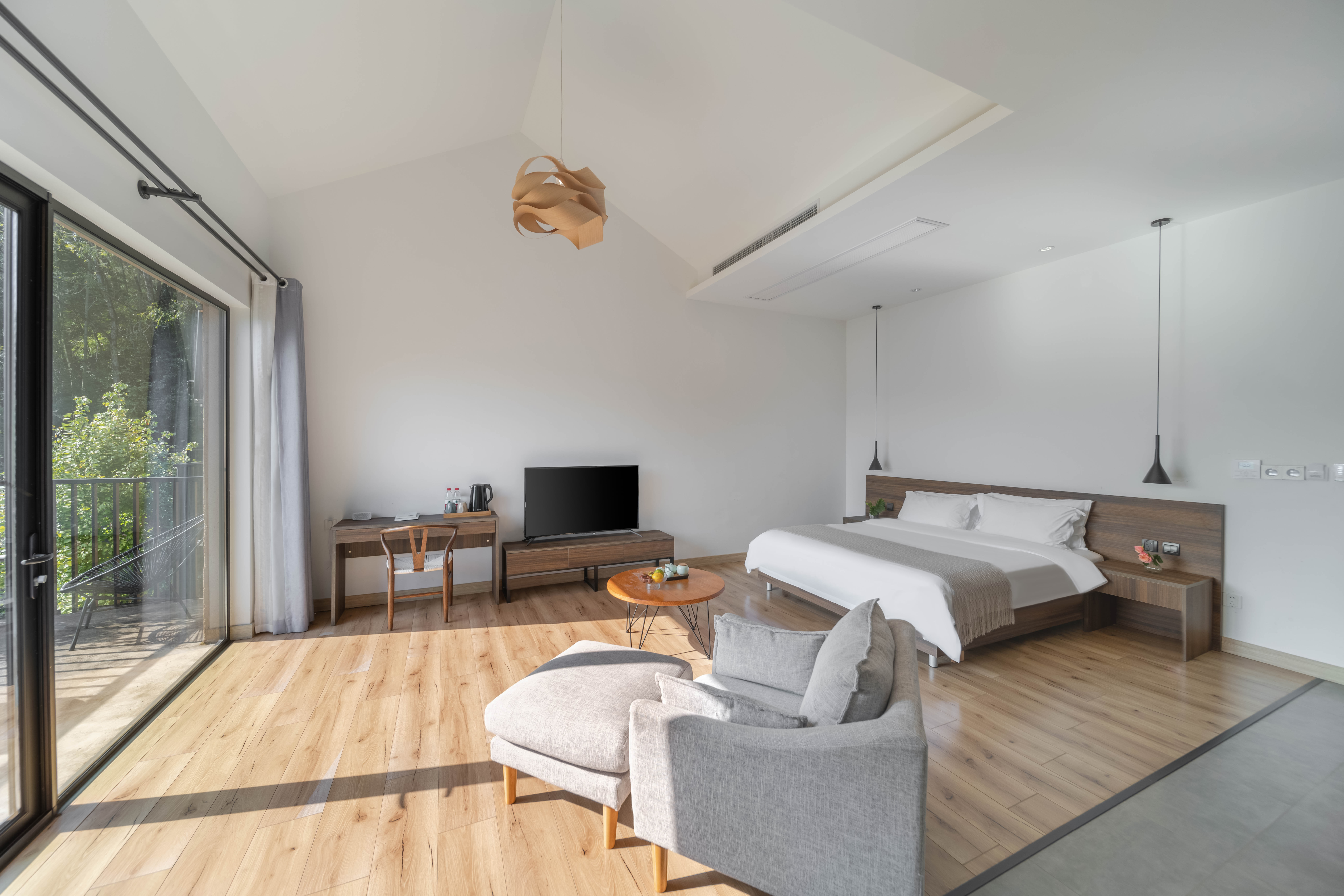 揽月湖景大床房（全景落地玻璃+浴缸）