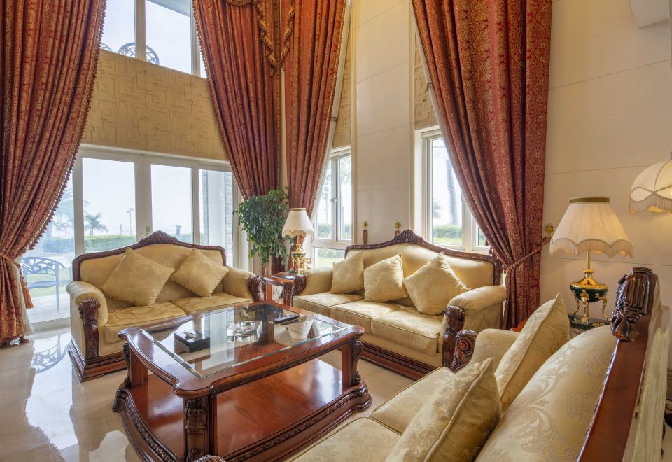 Asia Gulf HotelPresidential Villa Suite (3F)