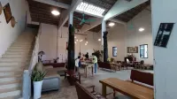 Peacock Lake B&B (Kaiping City Dasha Town)