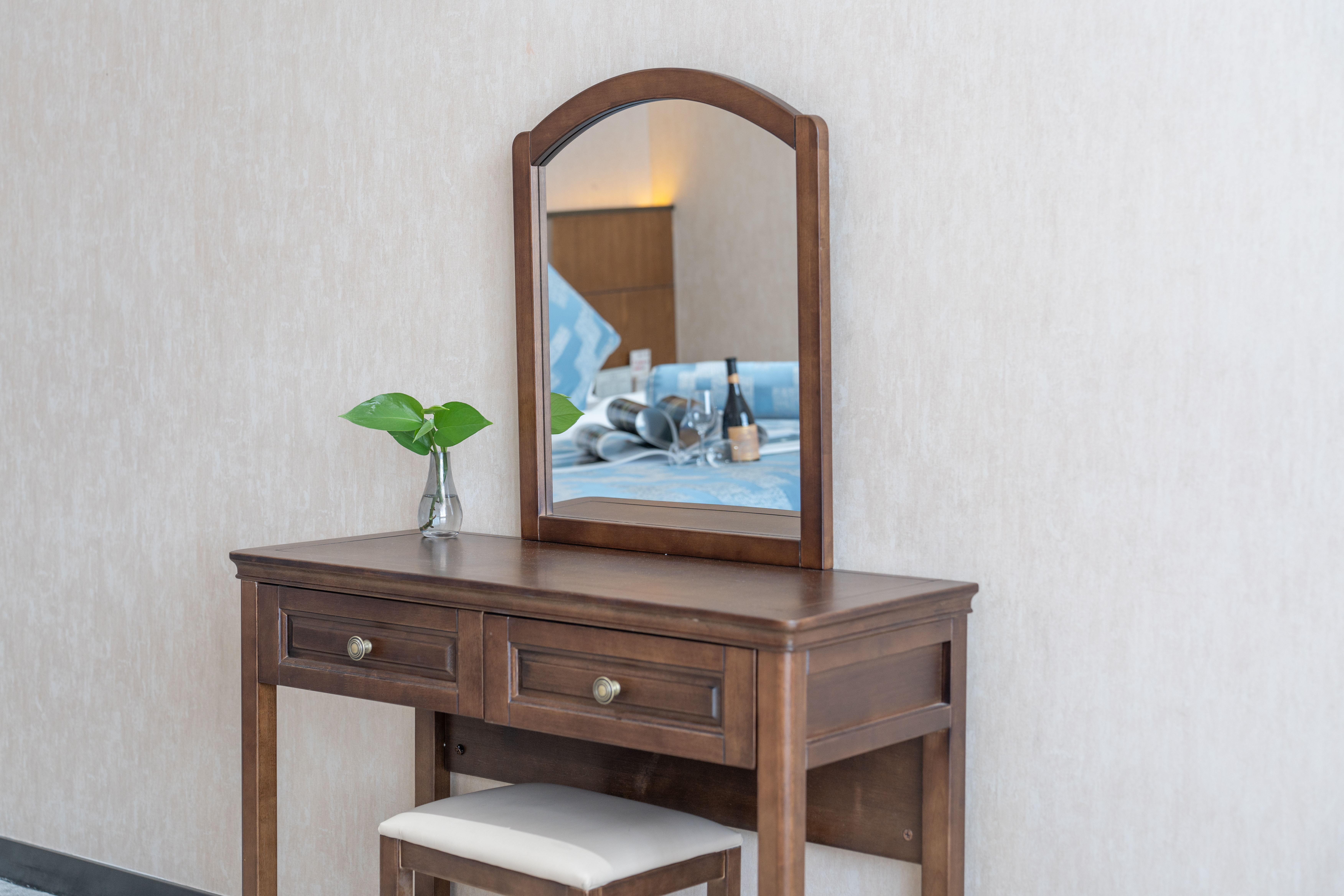 凤凰行政花园套房