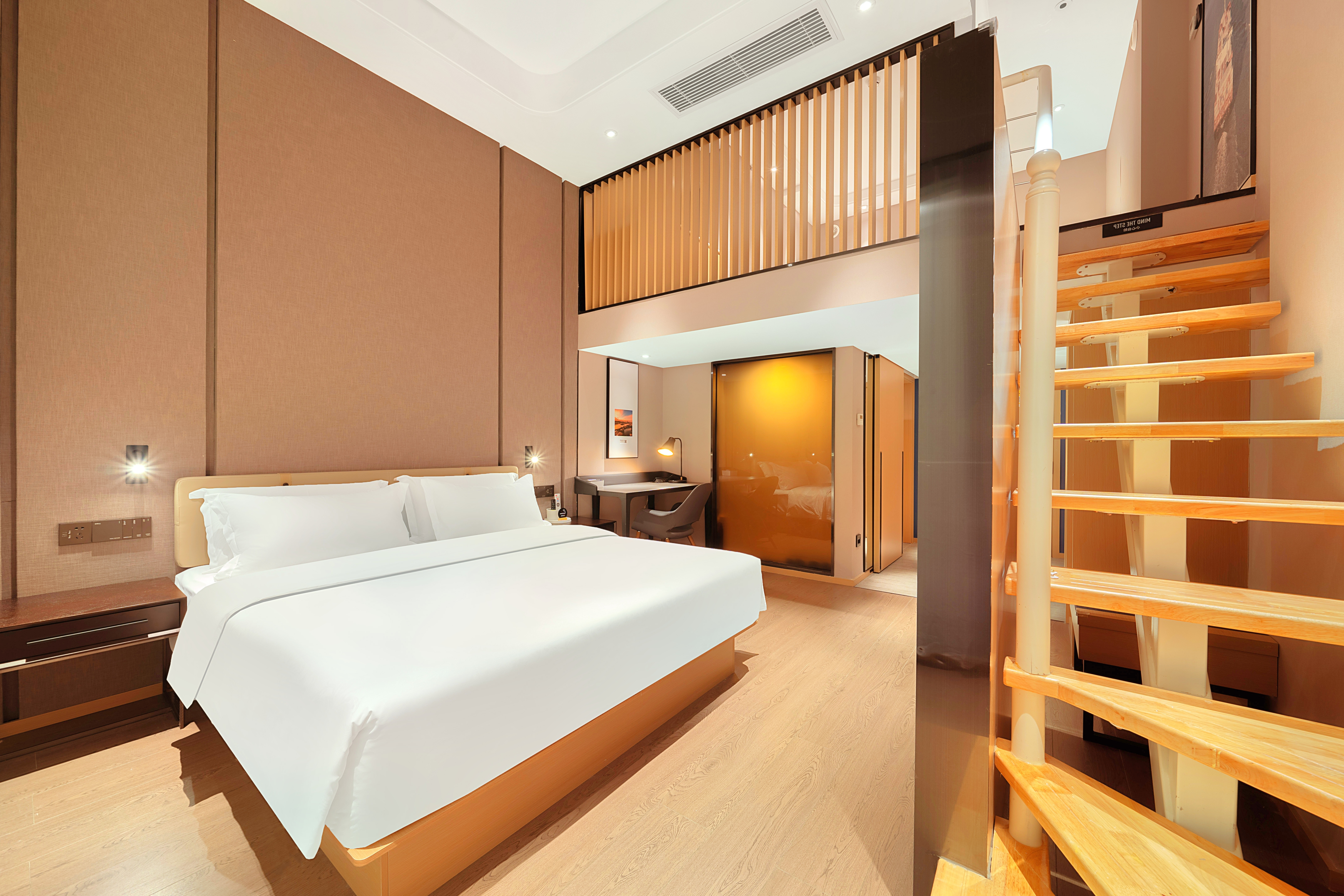 雅致复式双床家庭套房