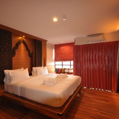 低層豪華大床房 華欣查來拉恩酒店優惠