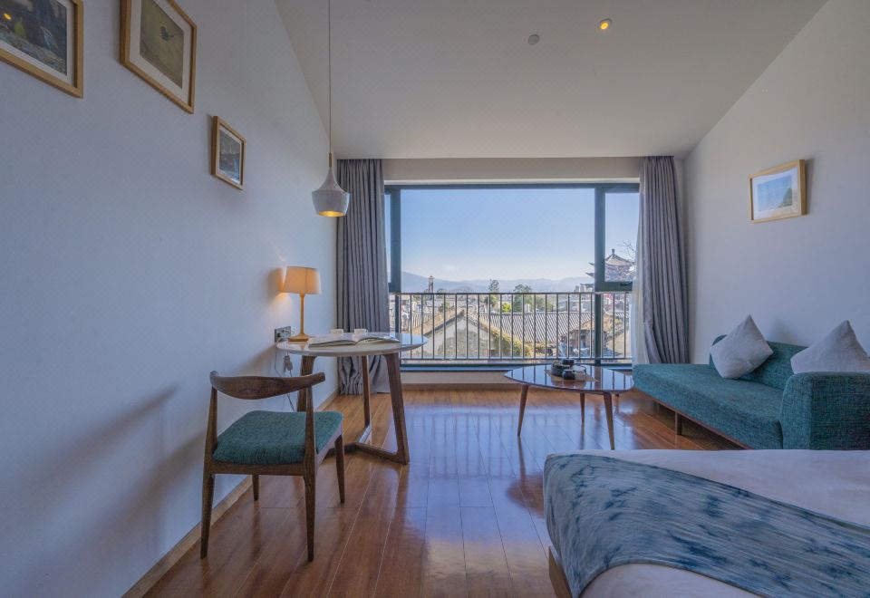 庭院双拼大床房·独立衞浴,5A级鹅绒被,中央空调