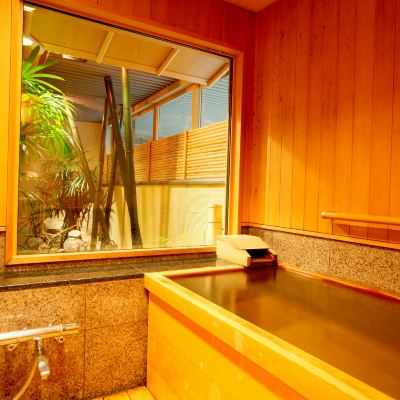 【秀山閣】天然温泉付客室 京都　嵐山温泉　渡月亭 クーポン