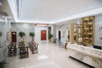 Yazhi Meiyue Hotel