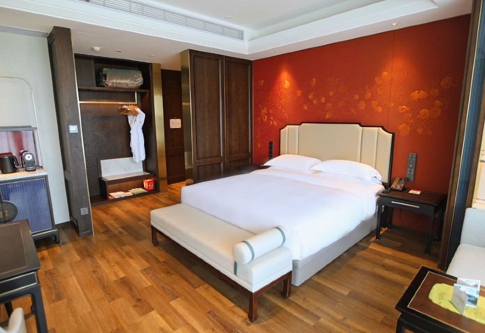 Luxury Hotel HangzhouSuite