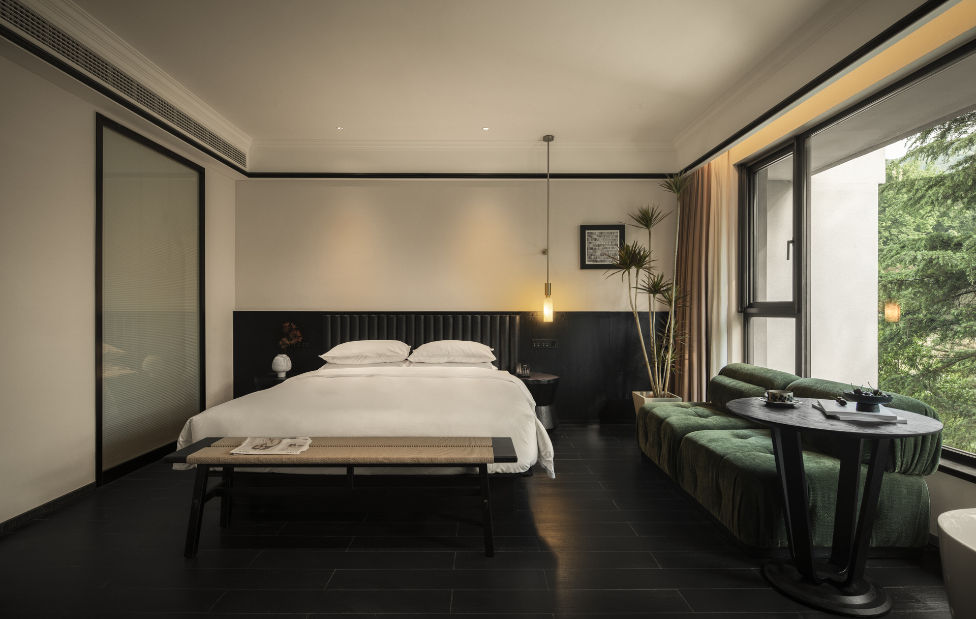 Building2-中古園景浴缸大床房