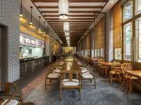 Hengdian World Studios · Guangzhou Street Film-Themed Boutique Homestay Hotel a Dongyang