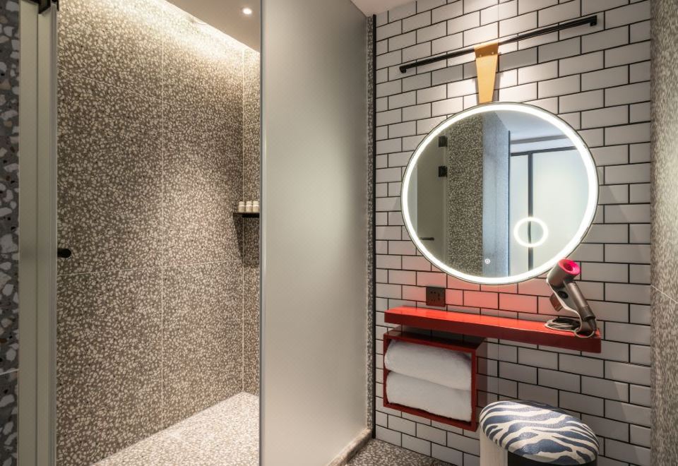 先锋大床房（LELABO洗护+深睡床品）